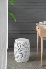 stool